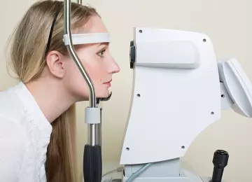 Keratokonus oka: uzroci, simptomi i liječenje