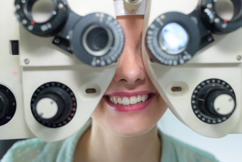 Ocni specijalisti oftalmolog ili optometrista