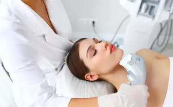 Zaboravite na nož: evo kako HIFU briše godine s lica i vrata