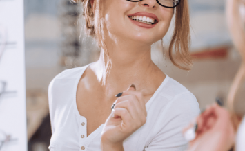 Kako održavati naočale da uvijek budu čiste i bez ogrebotina?