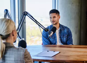 Saznajemo "Iz prve ruke": Jesu li kontaktne leće bolje od naočala?