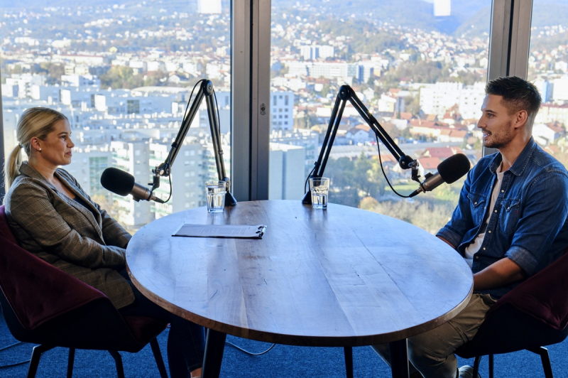 Podcast iz prve ruke damjna zunic astigmatizam