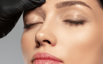 Bore oko očiju: može li se u 15 minuta vratiti odmoran pogled?